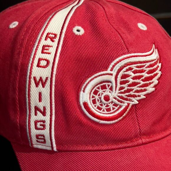 Detroit Red Wings Red White Baseball Cap One Size Fits Most Adjustable Hat - Picture 3 of 10